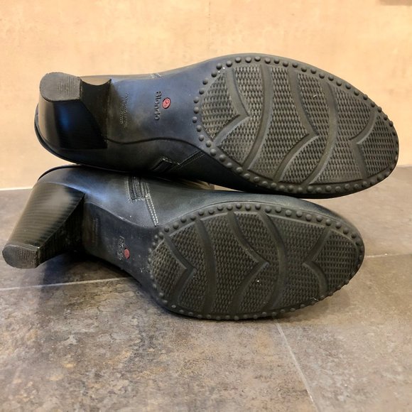 Blondo grey leather heeled ankle boots - Picture 7 of 11